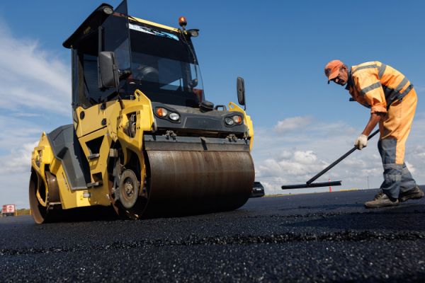 Официально: за&nbsp;три года на&nbsp;дороги в&nbsp;Татарстане выделят 145,4 миллиарда рублей