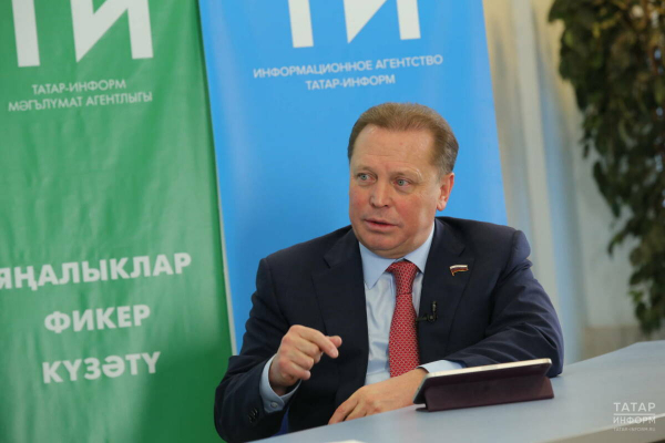 Айдар Метшин: &laquo;Мухаметшин &ndash; один из архитекторов современного Татарстана&raquo;