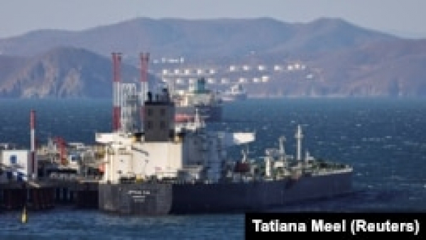Перевозящие российскую нефть танкеры стали подделывать свою геолокацию