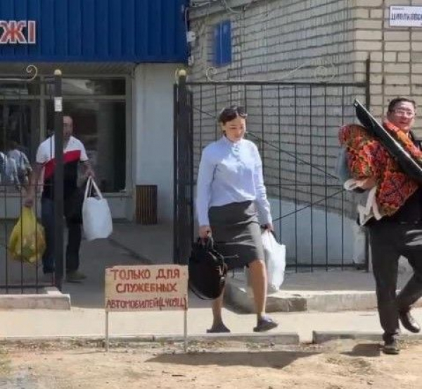 Жители дачных массивов Уральска начали возвращаться домой