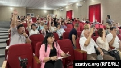 В Уральске вновь прошли слушания о передаче акимату 120 га земли из лесофонда