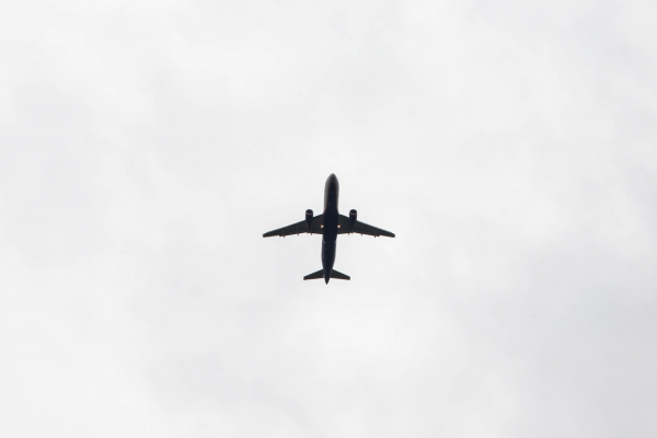 Истребители НАТО поднялись на перехват лайнера Cathay Pacific