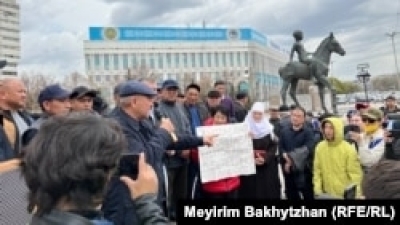 Ещё двух активистов в Алматы задержали и оштрафовали за митинг 9 апреля
