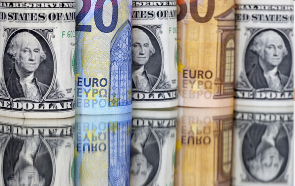 Торговые сделки США поддерживают евро: EUR/USD на подъёме