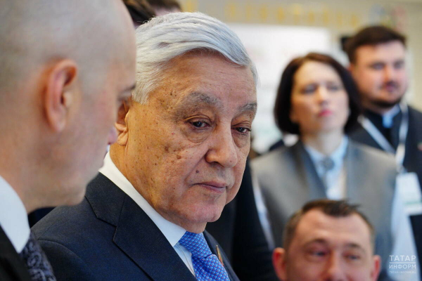 Фәрит Мөхәммәтшин вазифасыннан китте: &laquo;Кешелеклелек һәм гаделлек белән алдырган җитәкче&raquo;