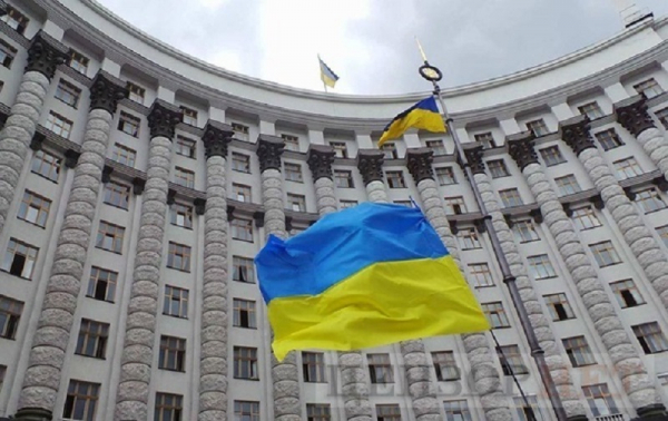 Киев озвучил потери после ракетного удара по военной выставке