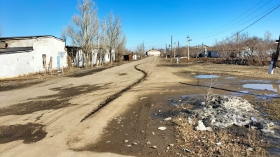 «В крайне социальном напряжении». Зачем золотодобытчиков Жолымбета отправили в простой и почему работники считают это «принуждением к увольнению»