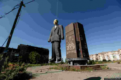 Среди руин: как живут в Угледаре, городе на линии фронта
