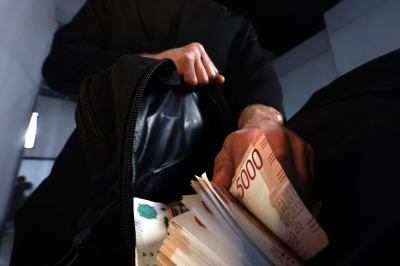 В Казани наказали 18-летнего курьера, помогавшего мошенникам