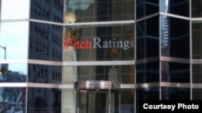 Fitch понизило кредитный рейтинг США на одну ступень с наивысшего уровня
