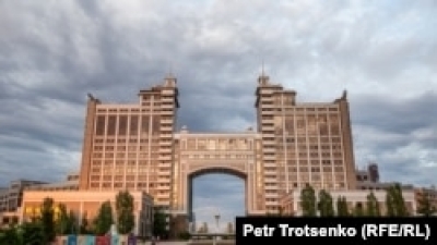 «КазМунайГаз» о переговорах с нефтяниками: требования идут вразрез с интересами жителей Жанаозена