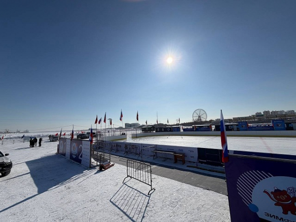 Данис Зарипов, &laquo;КАМАЗ-мастер&raquo; и ледовый дрифт: Татарстан штурмует китайско-российский фестиваль на Амуре