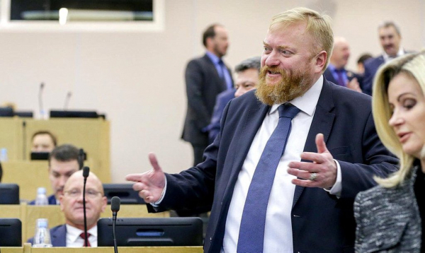 Соловьев призвал выгнать Милонова из Госдумы