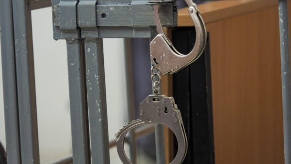 Правоохранители задержали юную девушку, пытавшуюся устроить теракт на железной дороге 10/02/2026 &ndash; Новости