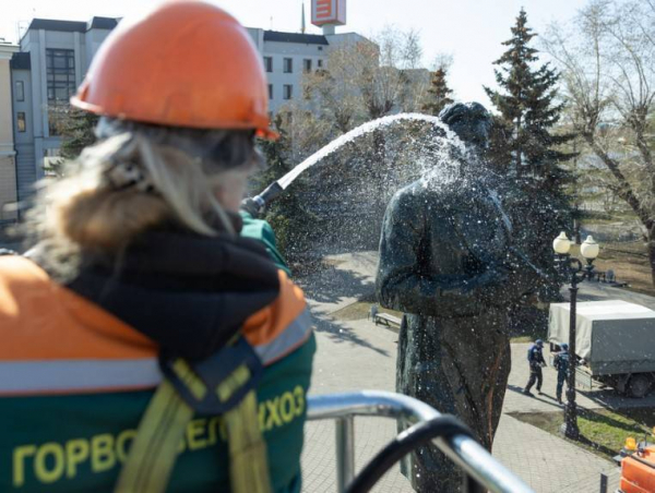В Казани помыли 72 памятника с начала двухмесячника по санитарной очистке