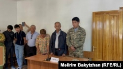 Кантар: суд приговорил к 7 годам колонии военного по делу о гибели семьи Сейткуловых от пуль в Талдыкоргане