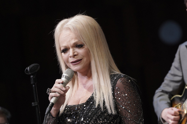 Бизнесмен Растегин заявил, что друзья Долиной купят ей жилье