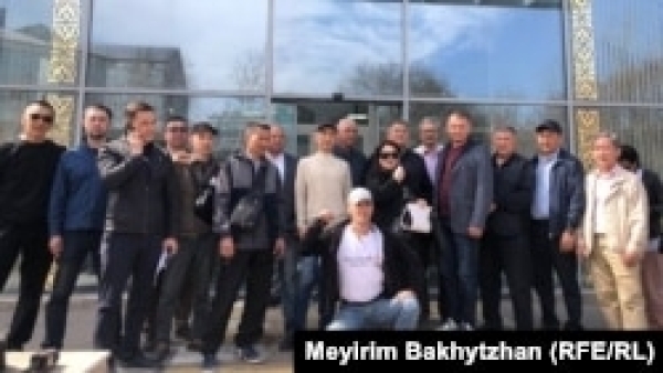 В Алматы два десятка кандидатов, не прошедших в мажилис и маслихат, подали жалобу в прокуратуру