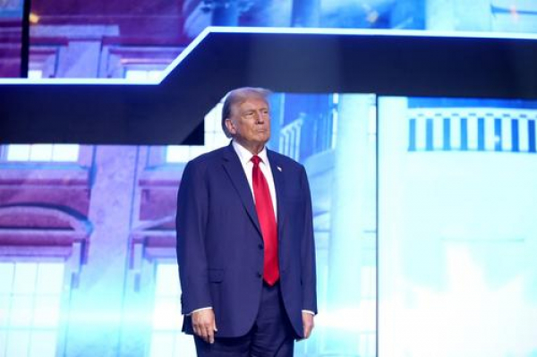 Трамп: делегация США посетит Пакистан в понедельник для переговоров с Ираном