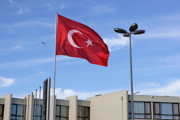 Турция опровергла сообщения о незаконном пересечении границы гражданами Ирана