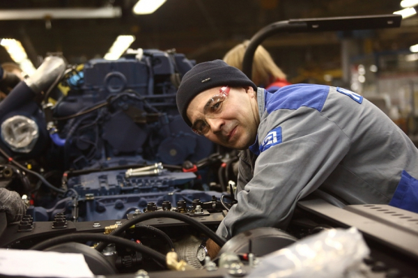 Камазовцы исполнили рэп про автогигант (видео)