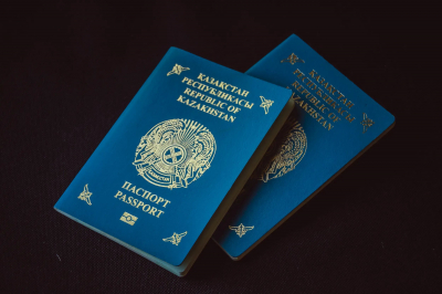 Кто распространяет рекламу о выдаче казахстанских паспортов россиянам