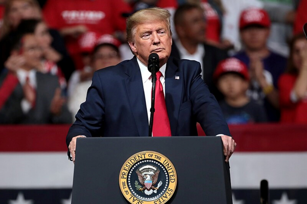 Трамп объявил о новом мощном ударе по Ирану
