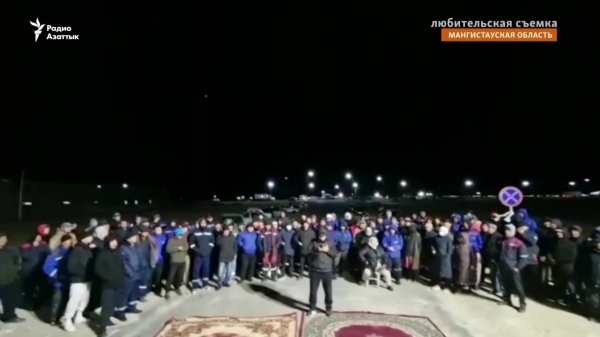 «Остановите гонения». В Жетыбае протестующих жителей вызывают в полицию