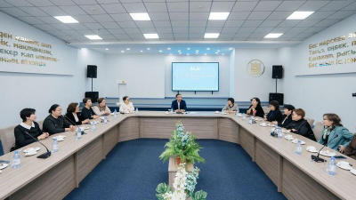 В области Абай доля женщин в сфере госуправления составляет 54%