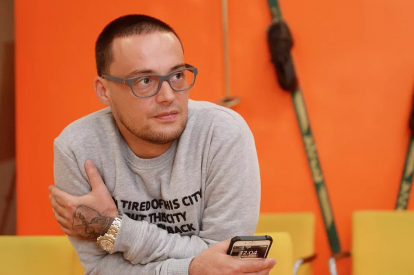 За драку в бане рэпера Гуфа приговорили к году условно