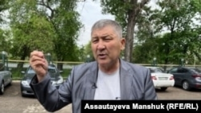 Суд в Алматы оштрафовал двух участников митинга «народного парламента»