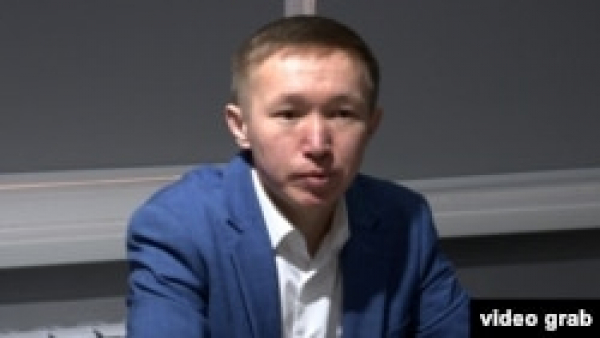 В Алматы арестовали на 15 суток активиста Бесжана Толеубекулы за «призыв к митингу» в день суда по делу о «захвате» аэропорта