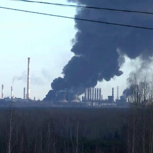 НКНХ: при пожаре погибли 12 человек, поисковая операция завершена