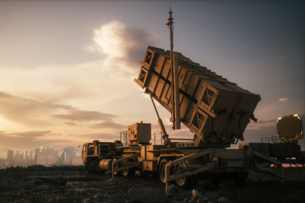 &laquo;Расчехлили арсенал&raquo;: военэксперт о дефиците ракет для ПВО Patriot у ВСУ