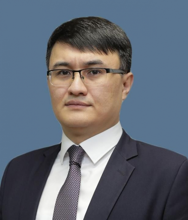 Новым ректором Академии государственного управления стал АзаматЖолманов
