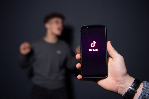 Монетизация прямых эфиров: TikTok вводит новые правила