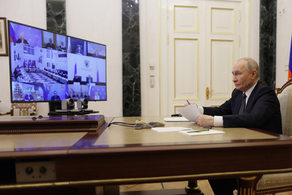 Владимир Путин: &laquo;Мы-то чего рот разеваем? Пропускаем какие-то вещи совершенно тупые!&raquo;