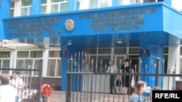 Военная прокуратура заявила о возврате государству земельного участка бывшего госпиталя Минобороны в Алматы