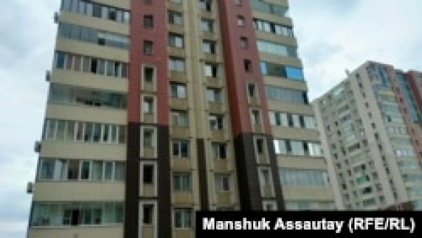 После пожара с гибелью человека в алматинском Аккенте власти завели два уголовных дела