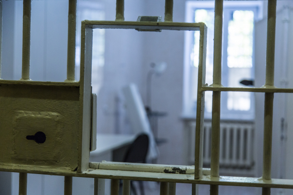 В США Джасвин Сангха получила 15 лет по делу о смерти Мэттью Перри