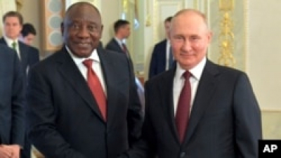Президент ЮАР попросил у МУС разрешения не арестовывать Путина
